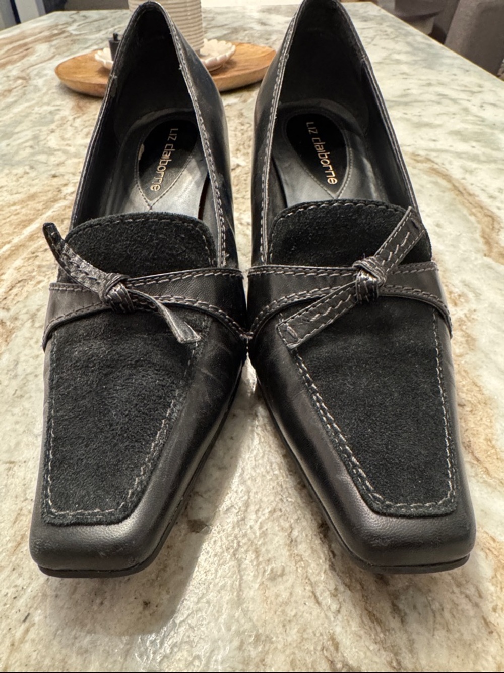 Liz Claiborne Black Leather Mid-Heel Loafer Pumps